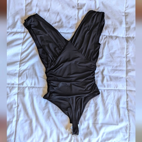 Express Body Contour bodysuit S - Picture 2 of 3